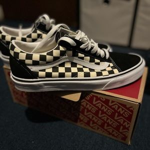 Vans old skool size 9.5 brand new